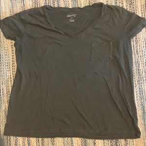 Army green barely worn V neck pocket tee